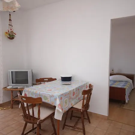 By The Sea Tisno, Murter - 5091 Apartment *